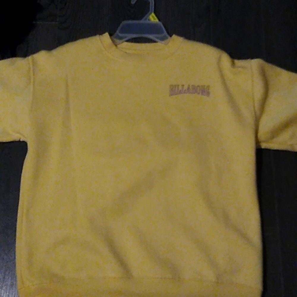 Yellow Billabong sweater 1973